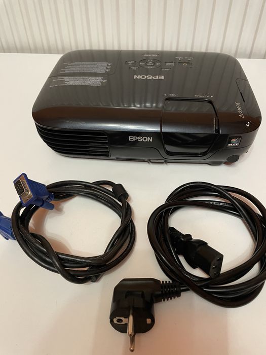 Projektor Epson H390B !