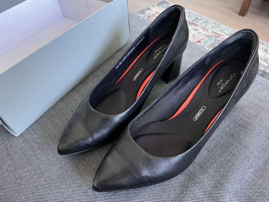 Sapatos pretos Salto  41
