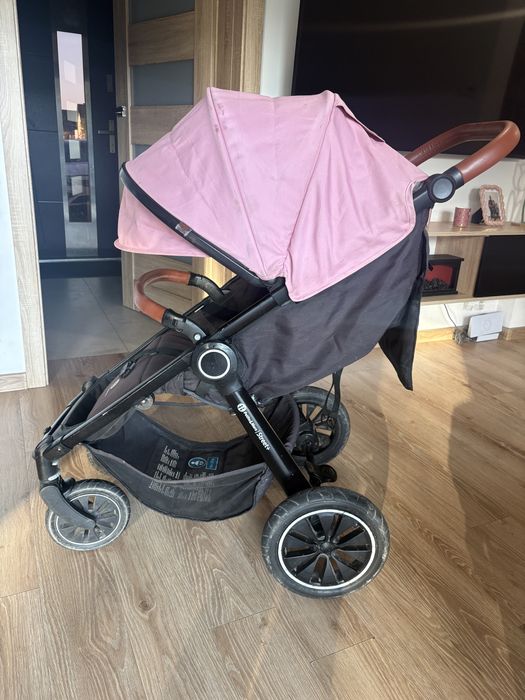 Wozek Spacerowy Petite&Mars