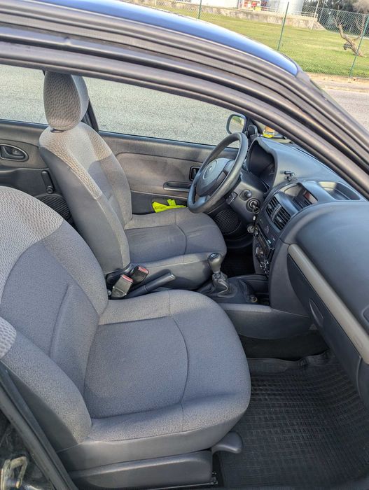 Renault Clio 1.2 2004