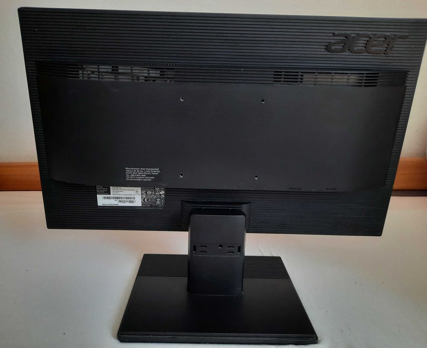 Monitor Acer V226HQLBbd 21,5" (UM.WV6EE.B04)