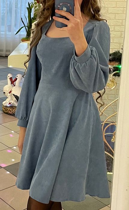 Сукня з мікро вельвету, M