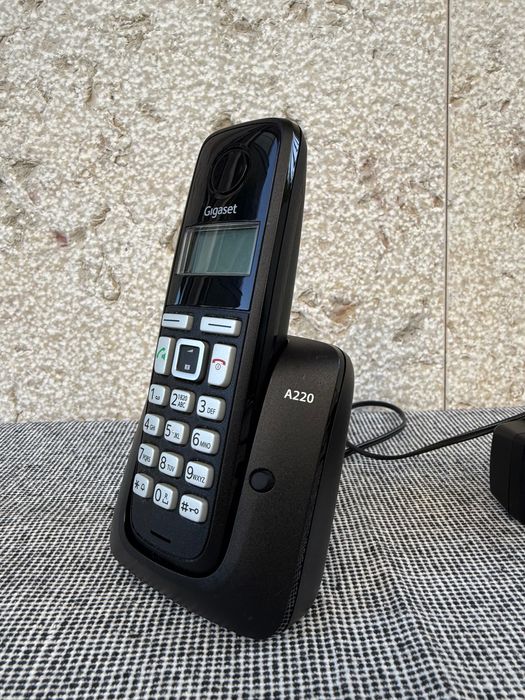 Telefone GIGASET A220 Preto