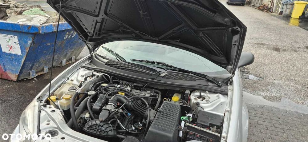 Chrysler Sebring 2.L b+gaz