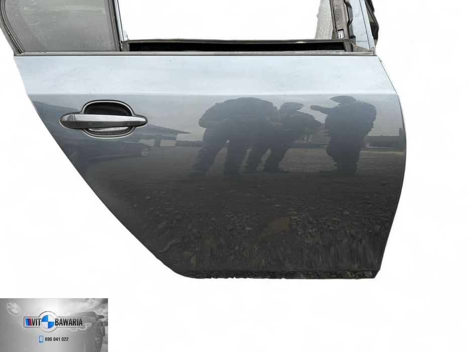 Drzwi prawy tył BMW E60 platingrau metallic (A68/7)