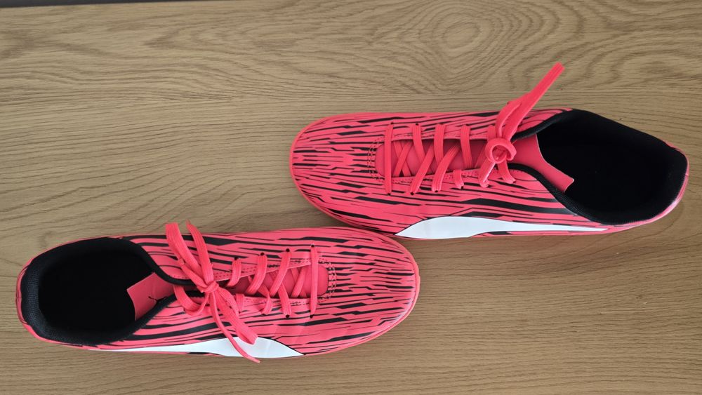 Vendo TENIS PUMA - Men's Rapido III It Indoor Soccer Shoes