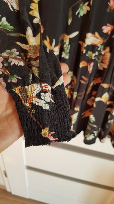 Vila sukienka w kwiaty r L