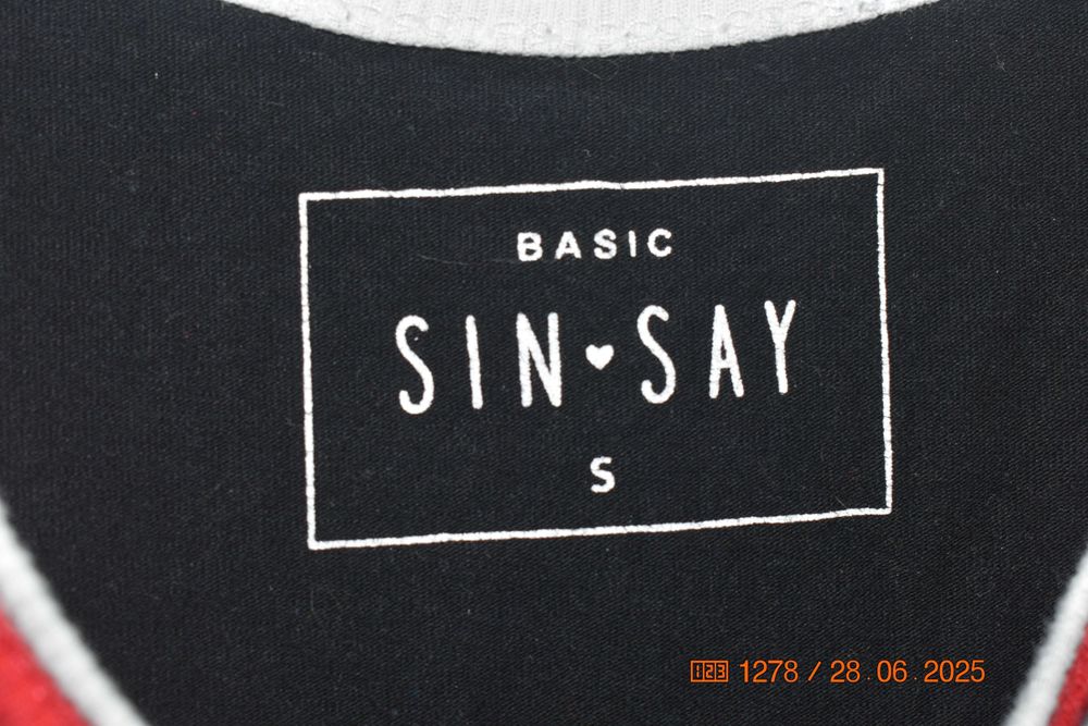 czarne body sinsey