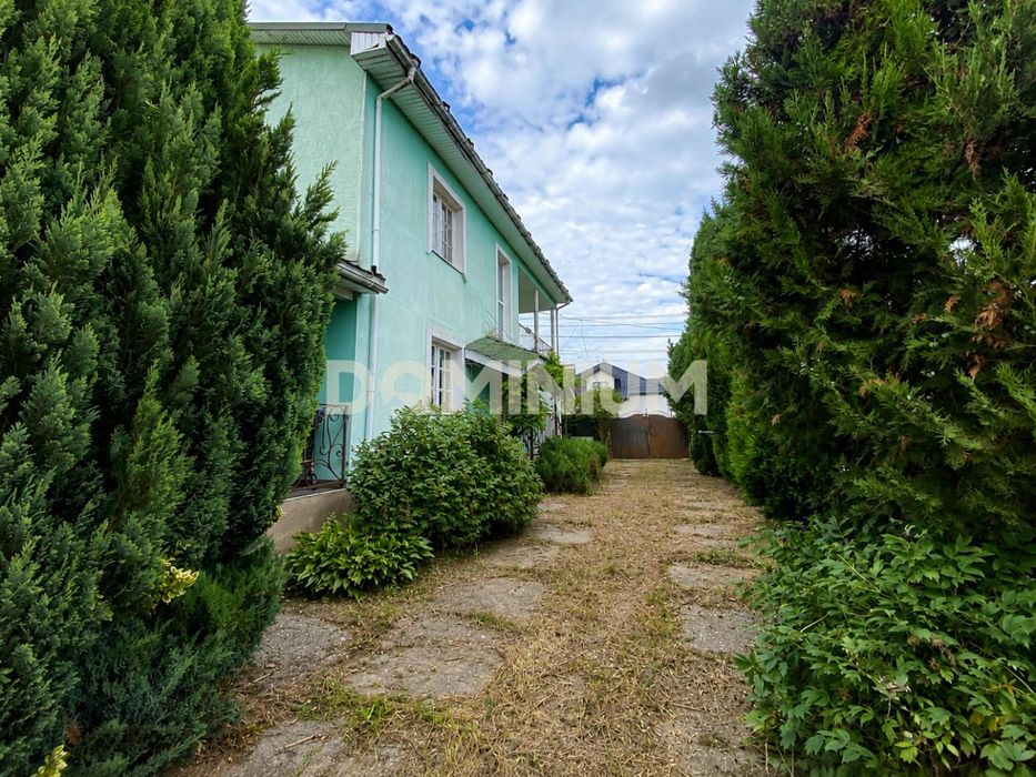 Продається будинок в с.Іза