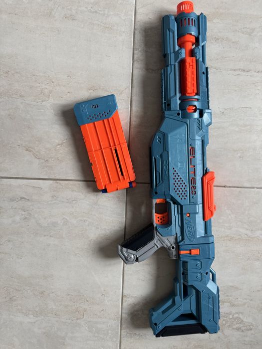 Бластер, Hasbro Nerf Echo CS10