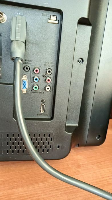 Tv Philips LCD HD z HDMI i pilotem