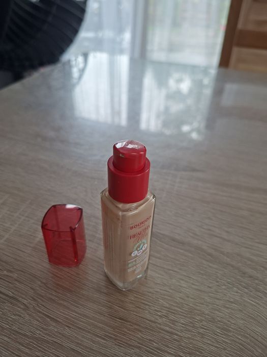 Bourjois 52 W vanilla podklad,