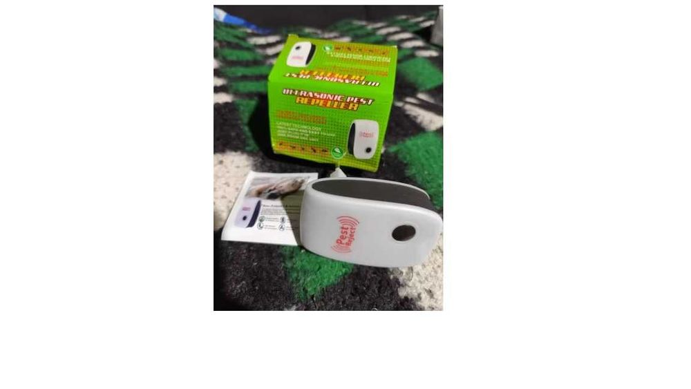 Ultradźwiękowy Odstraszacz  Myszy Karaluchów Komarów Owadów itp/nowy