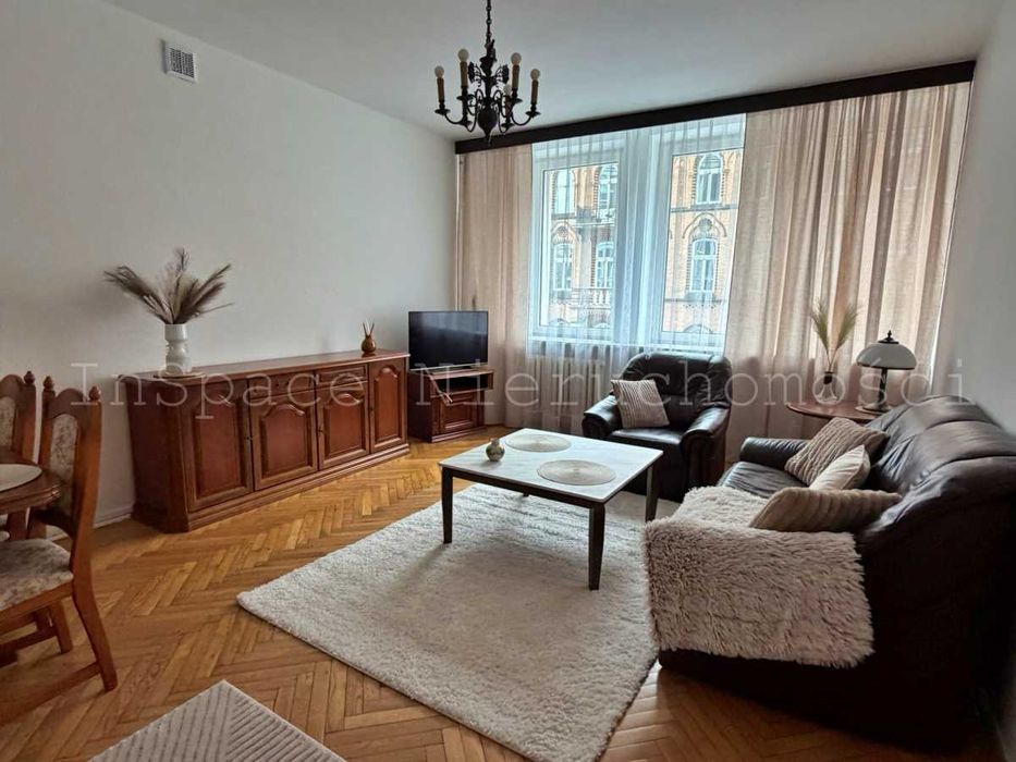 Plac Konstytucji-3 pokoje-61m2-wolne- super lokalizacja