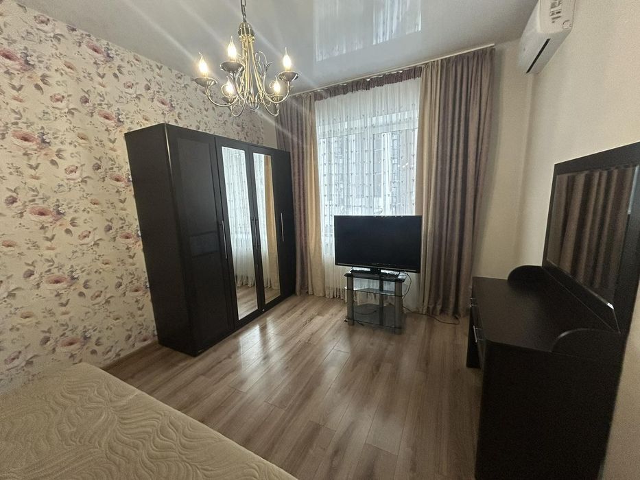 Оренда 2-х кімнатної квартири ЖК Театральний