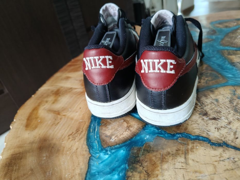 Buty sportowe firmy Nike model Air