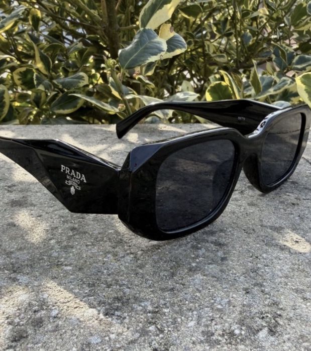 Okulary przeciwsłoneczne prada