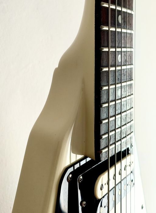 Burny Flying V FV-85MS (Michael Schenker) MIJ 1980s. Bare Knuckle, Futerał Gator