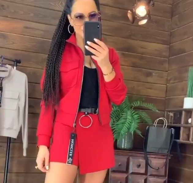 Костюм с юбкой-шорты