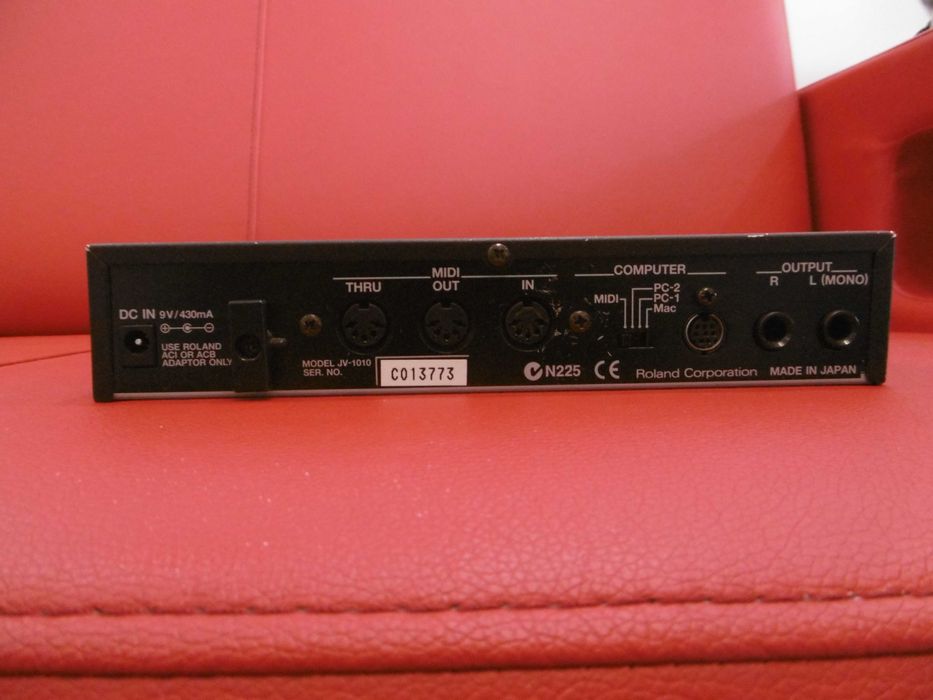 Modul brzmieniowy  Roland   JV  1010