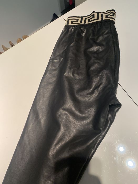 Legginsy z eko skóry