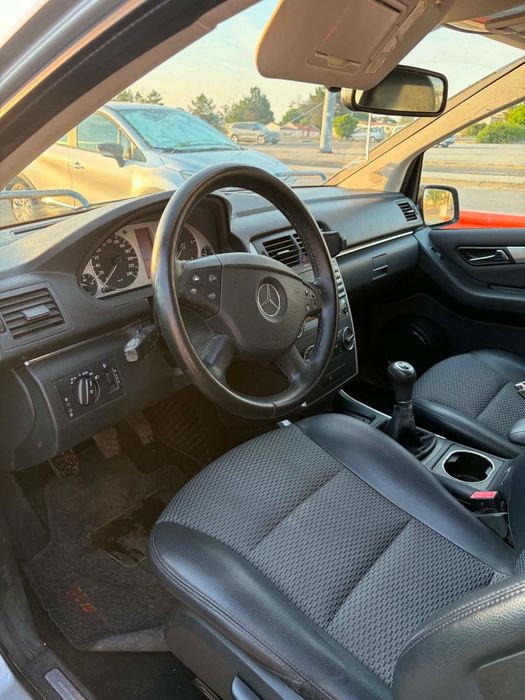 Mercedes b180 2110 c NEGOCIÁVEL