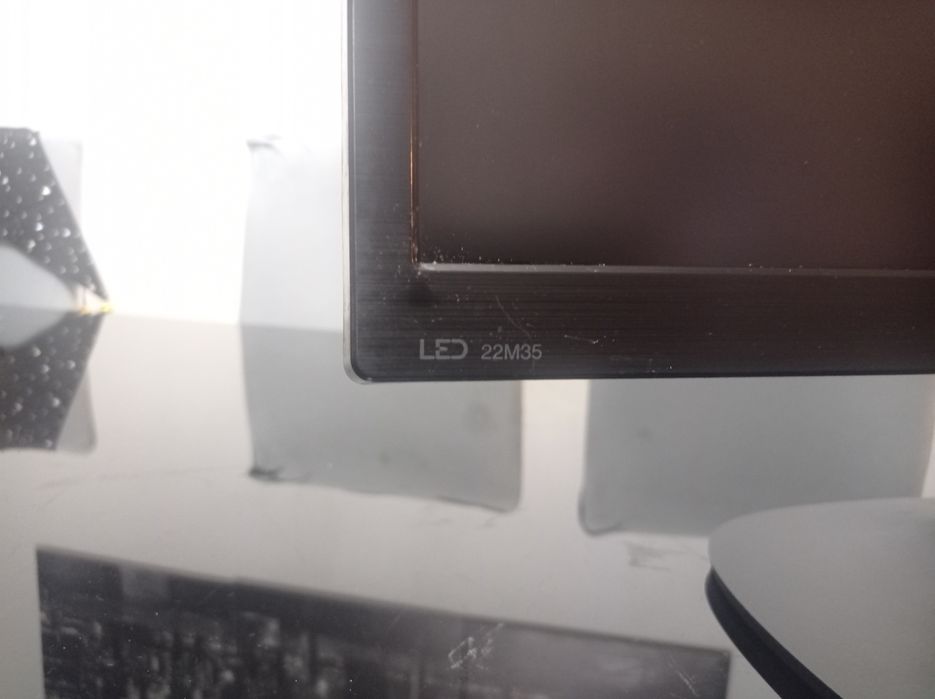 Ecrã LG 22m35aa bom estado