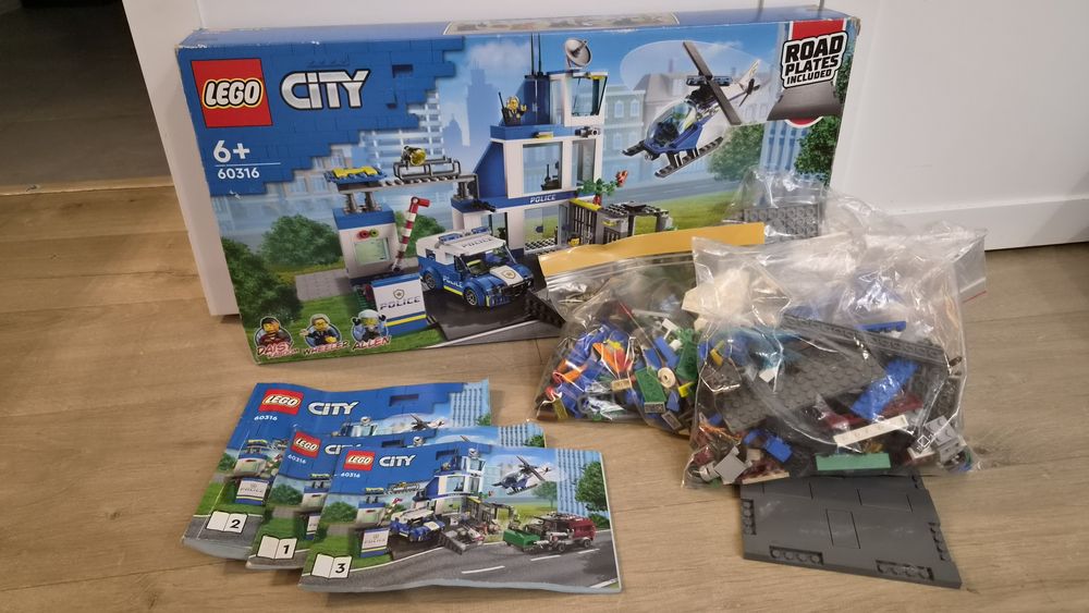 Lego 60316 komisariat policji że śmieciarka