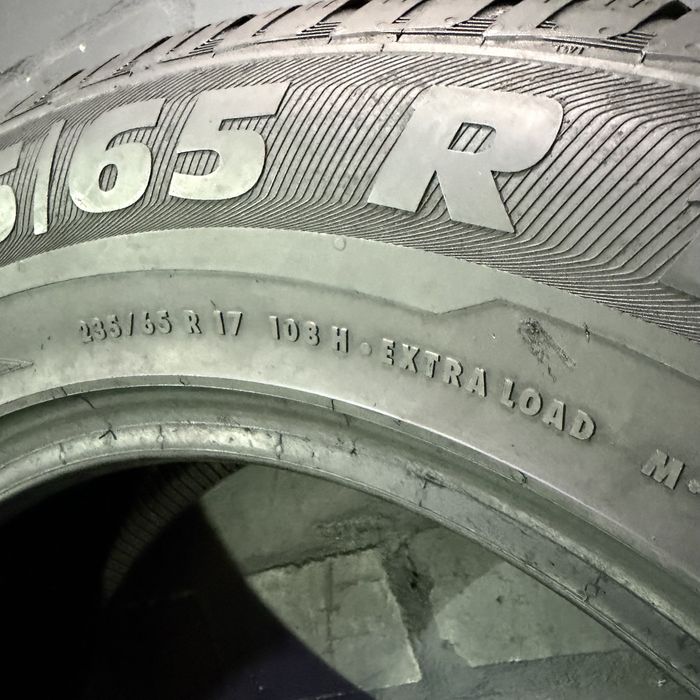 2шт 235/65 R17 Semperit Speed-Grip 2