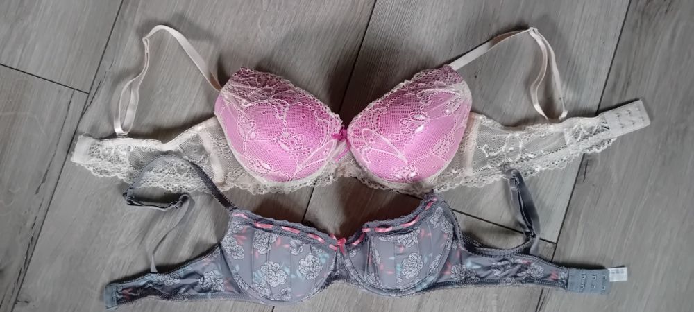 Stanik push 75B, bardotka Secret Possesions 70B 2szt.