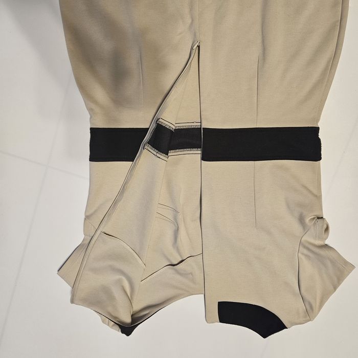 Sukienka wizytowa quiosque L 40 beżowa wiskozowa ołówkowa damska