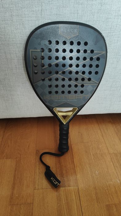 Raquete padel Kombat Black 18k