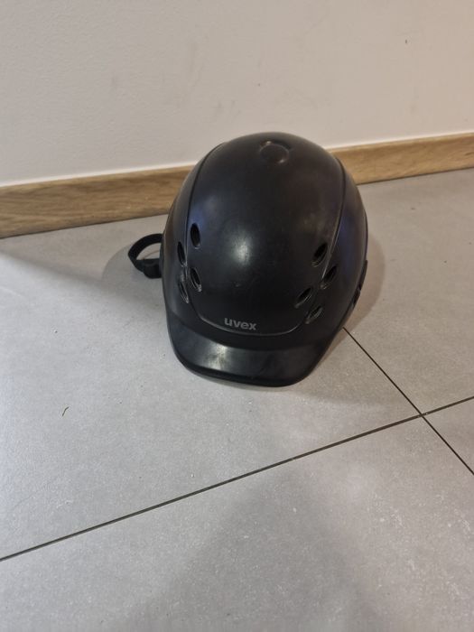 Kask jeździecki Uvex dla dziecka