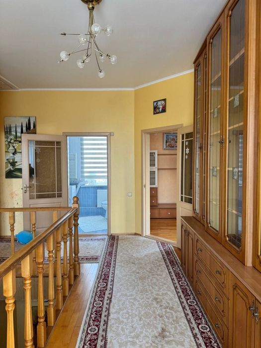 Будинок з ремонтом 16 соток Гатне