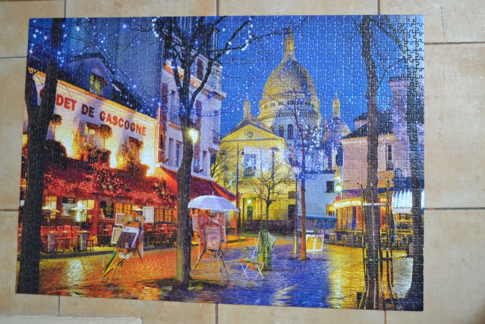 Vários puzzles 1000pcs montados