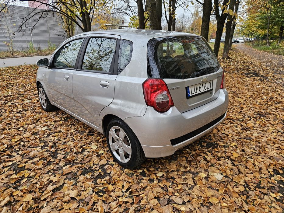 Chevrolet Aveo 2009 рік 1.2 бензин для військових