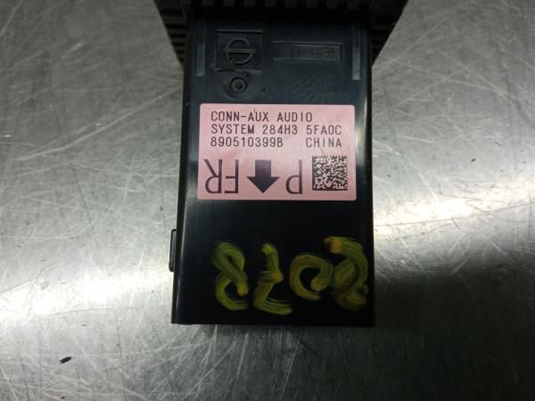 Módulo USB / AUX / IPOD NISSAN Micra V (K14)