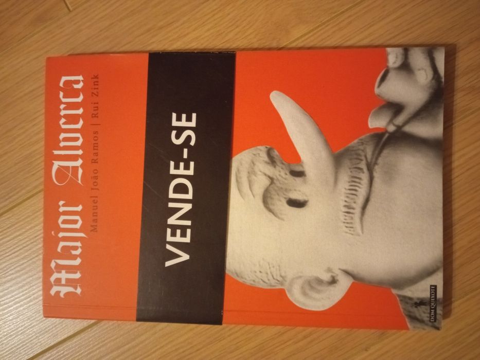Livro Vende-se novo