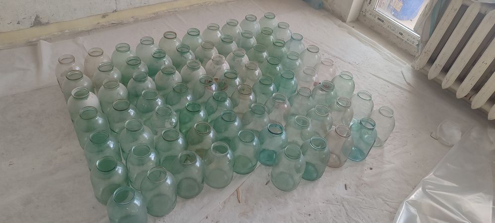 Продам скляні банки 3л