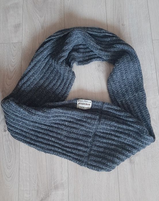 Szalik komin House jak nowy