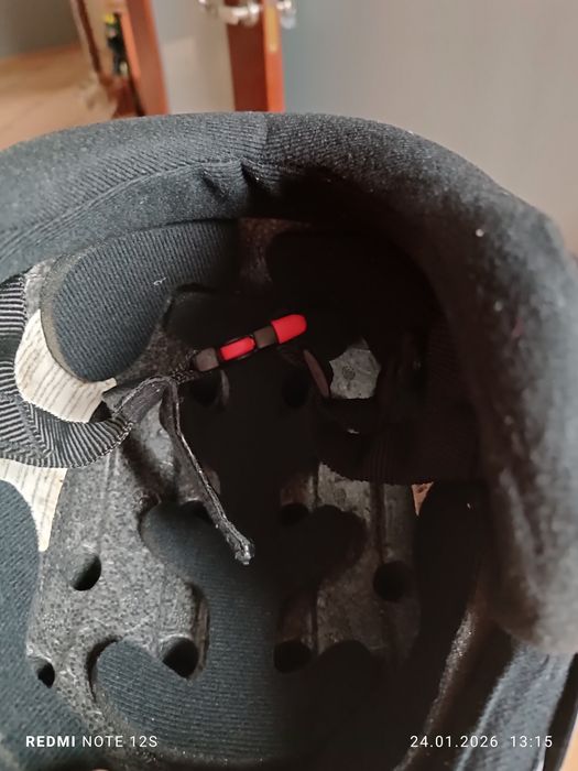 Kask narciarski 56-58 cm