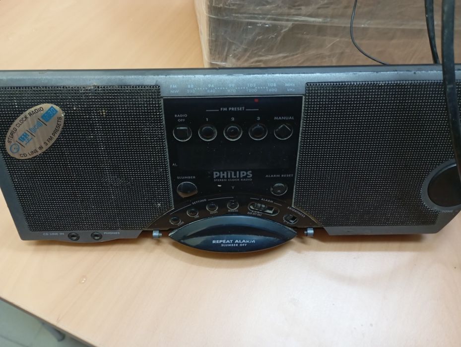 Стерео радио часы philips