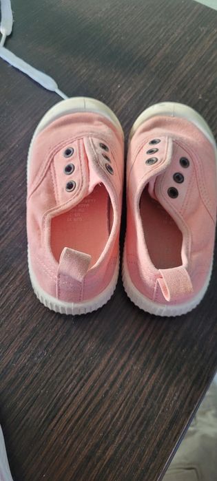 Buty 9 par nr 23