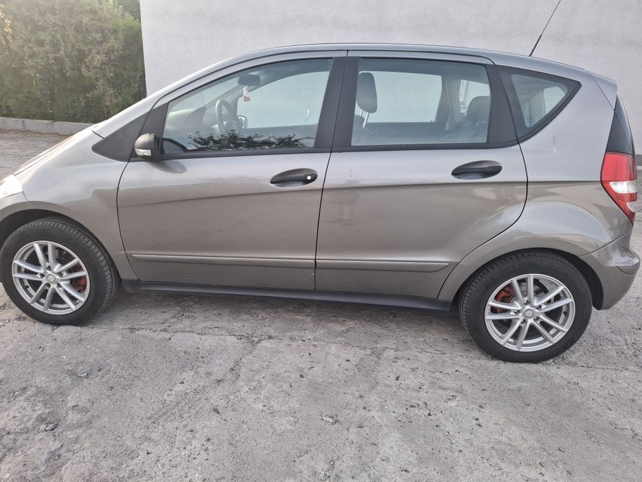 Sprzedam Mercedesa a clasa