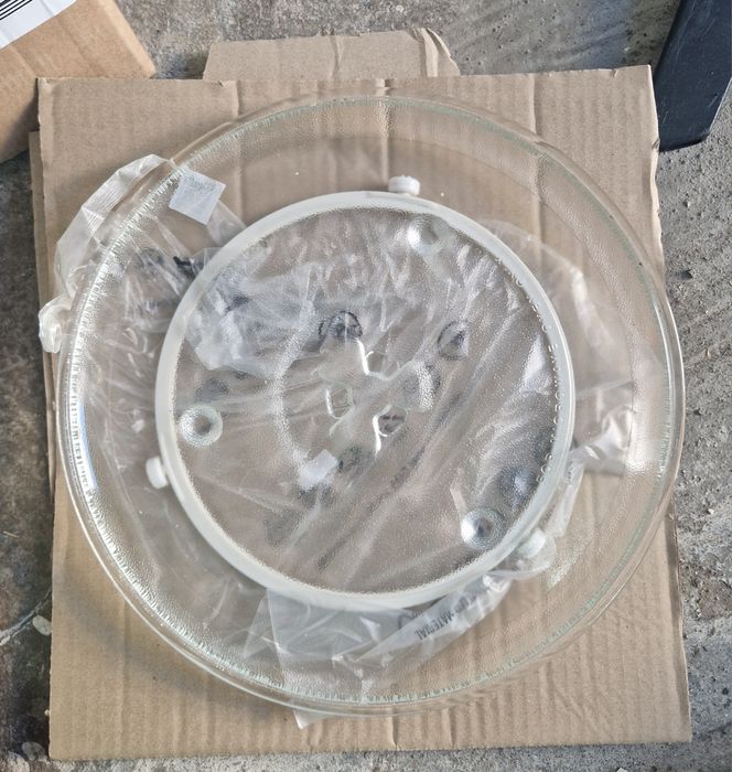 Complete 27 cm Microwave Plate – NEW