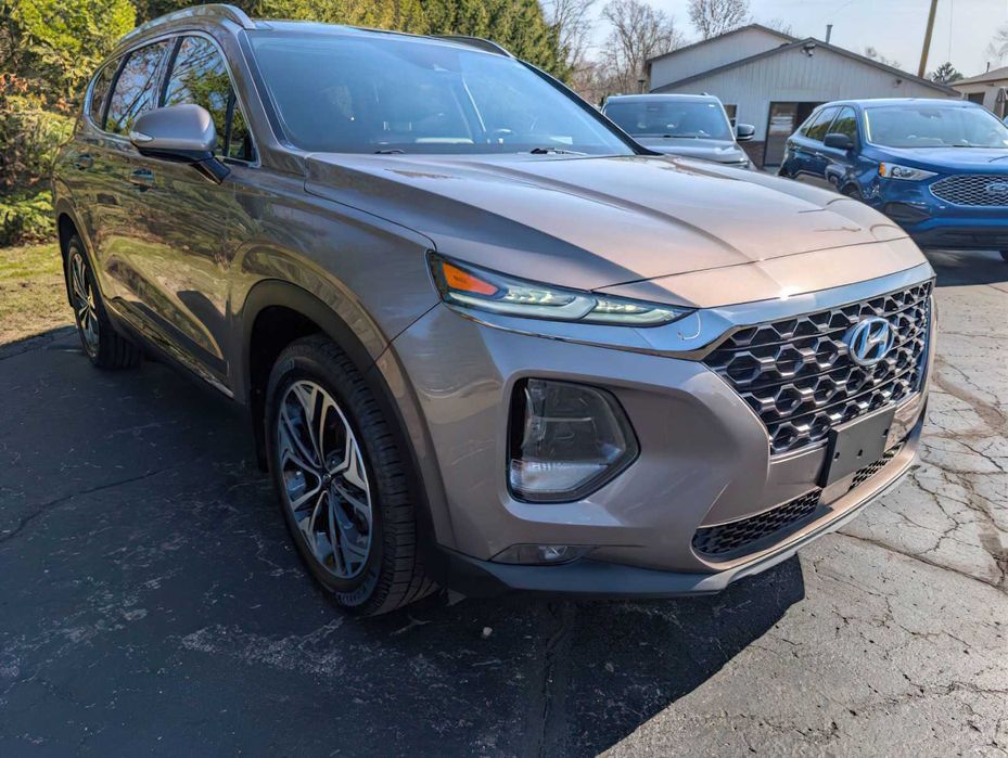 Hyundai Santa Fe      2020