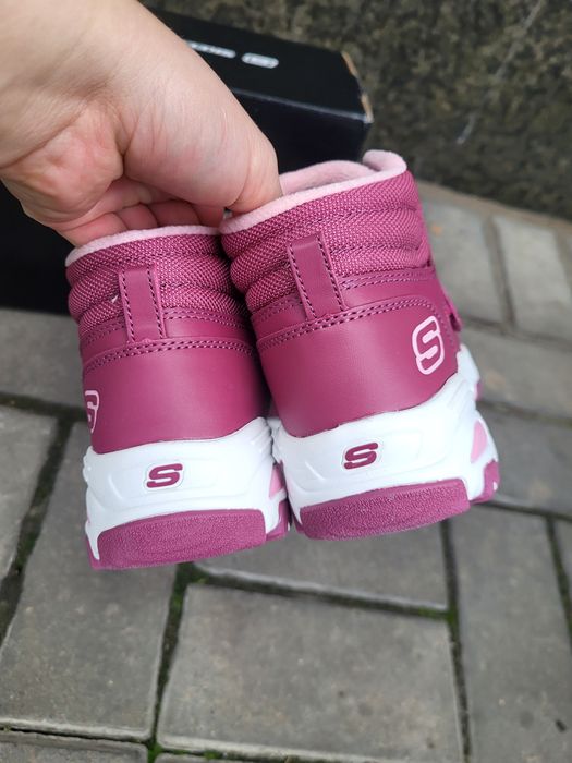 Черевики на дівчинку зимові Skechers [33р 33.5р.]