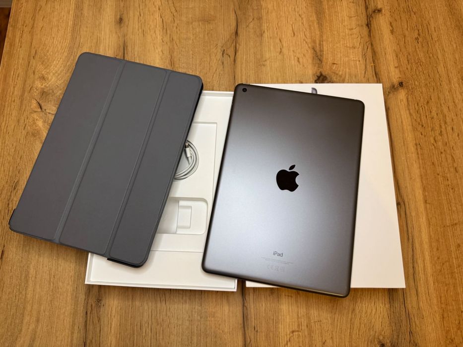 Apple iPad 9gen, 256GB Wi-fi, Gwiezdna Szarość - bardzo dobry stan