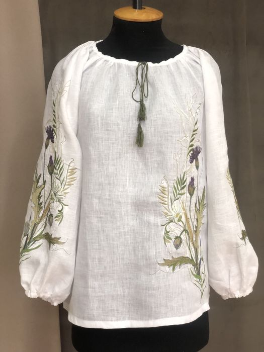 Жіноча вишиванка л-хл