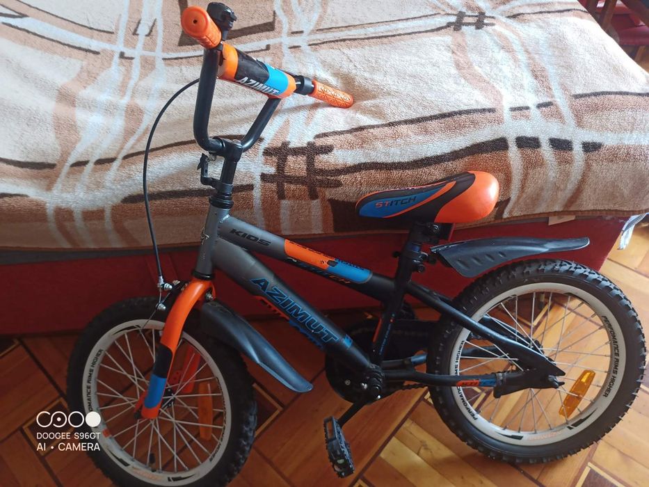 Дитячий велосипед на 4-7 років